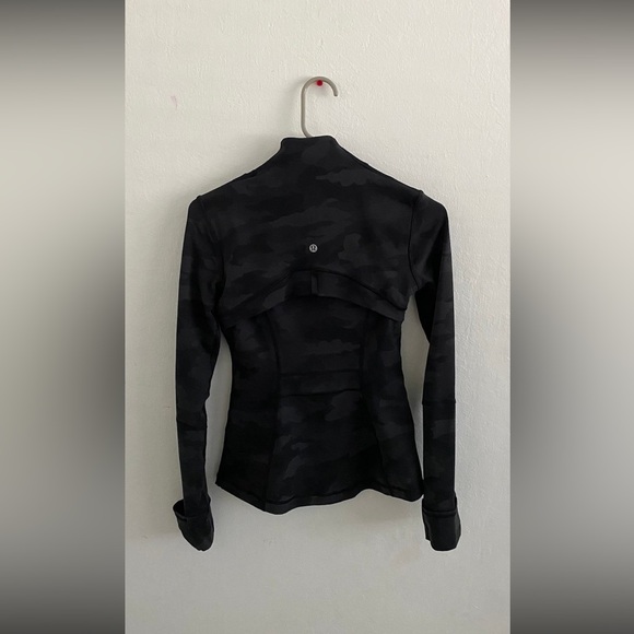 Lululemon Define jacket - Picture 3 of 3